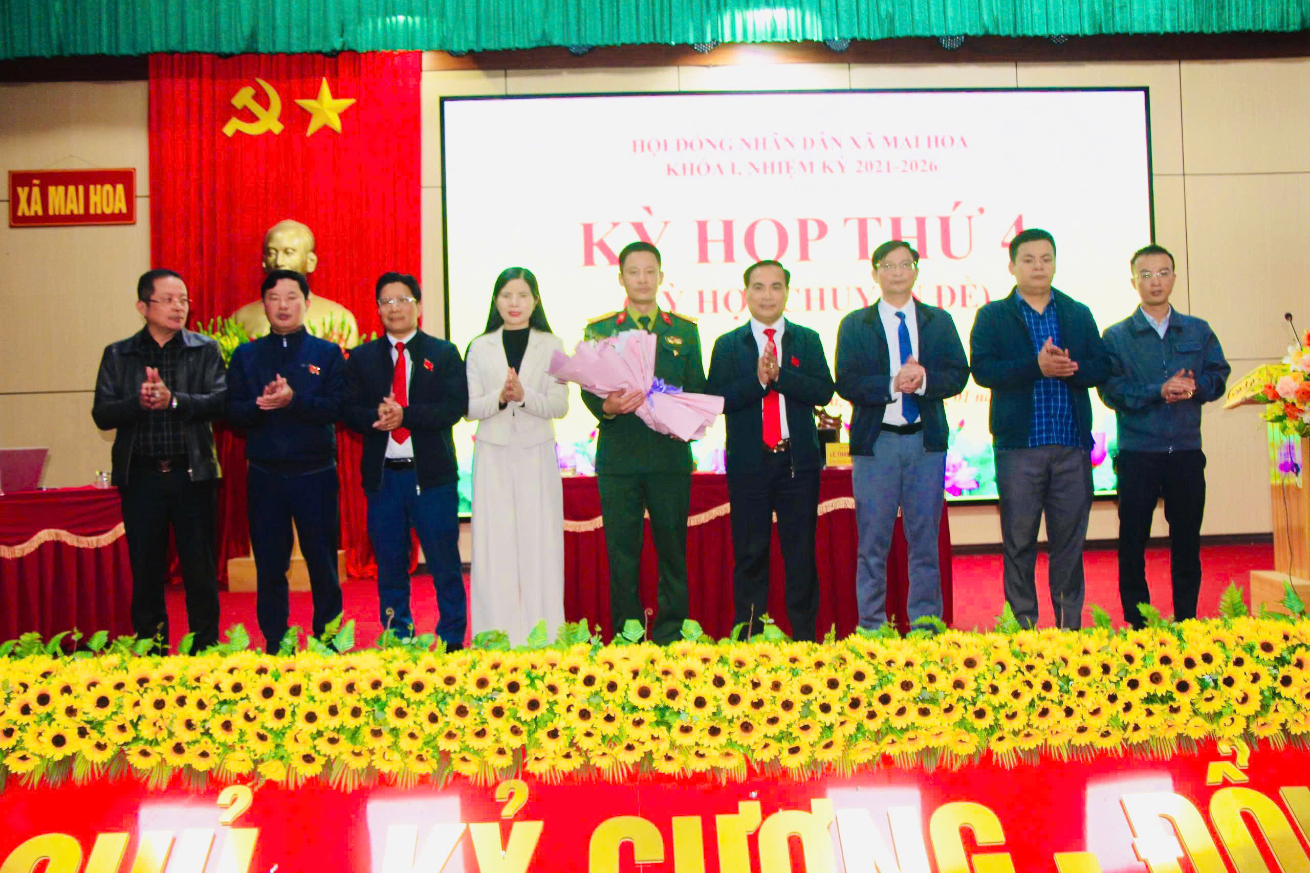 HĐND xã Mai Hoa Khóa I, nhiệm kỳ 2021 - 2026 tổ chức kỳ họp thứ 4