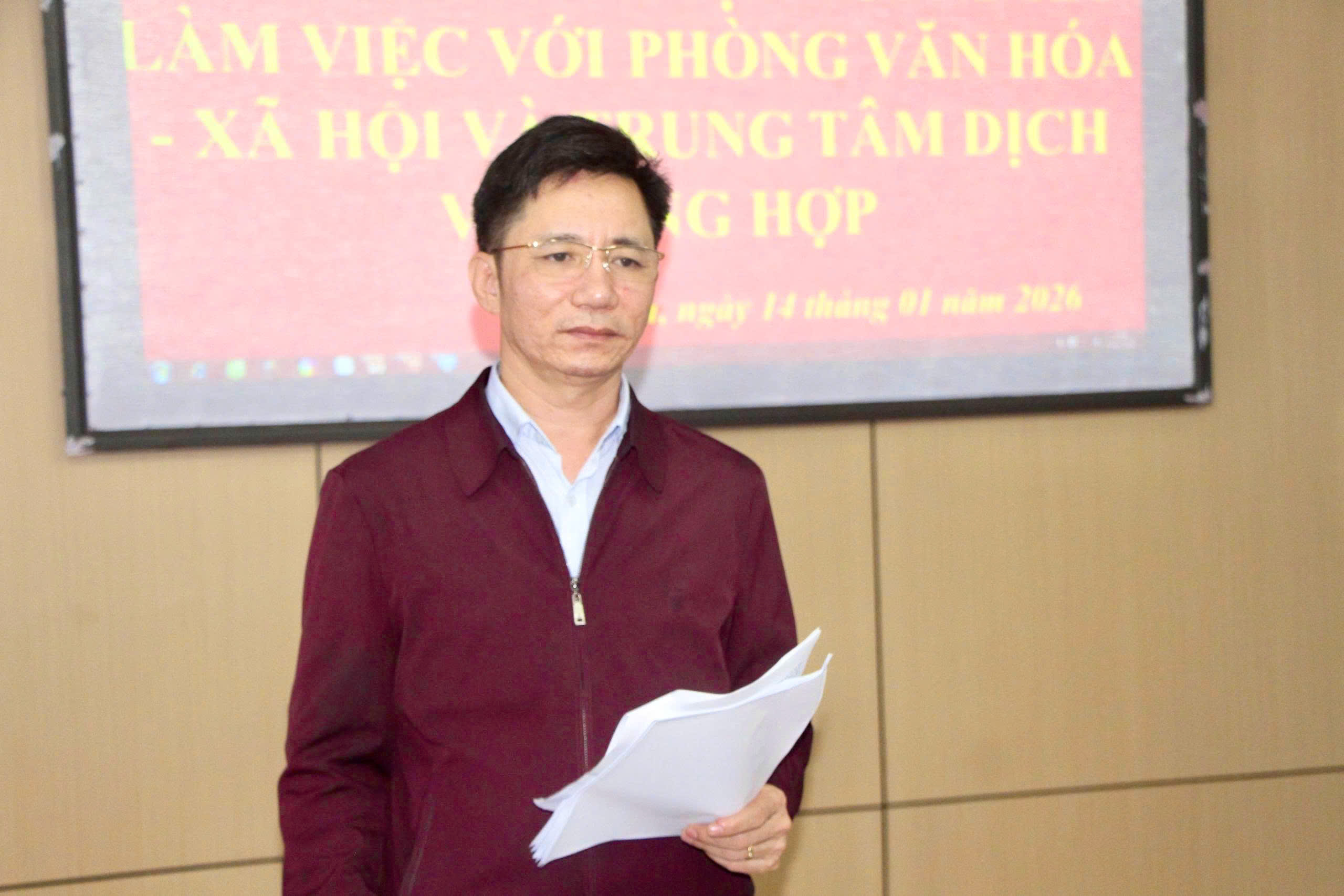 Chủ tịch UBND xã Mai Hoa làm việc với phòng Văn hoá – Xã hội và Trung tâm DVTH