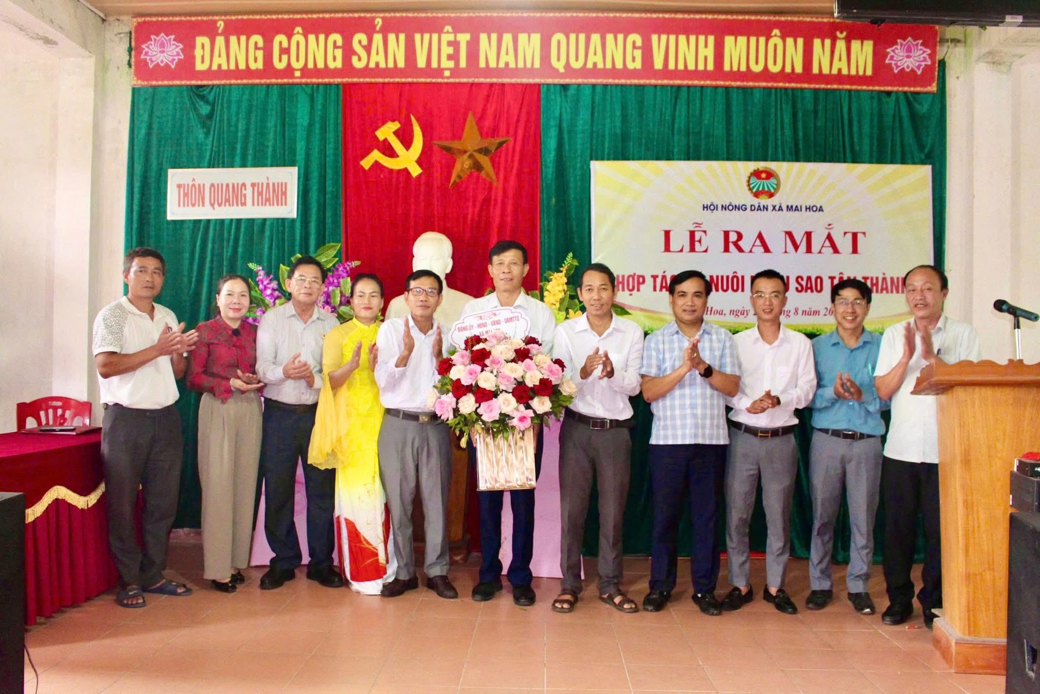 Xã Mai Hoa ra mắt Hợp tác xã nuôi Hươu sao Tân Thành.