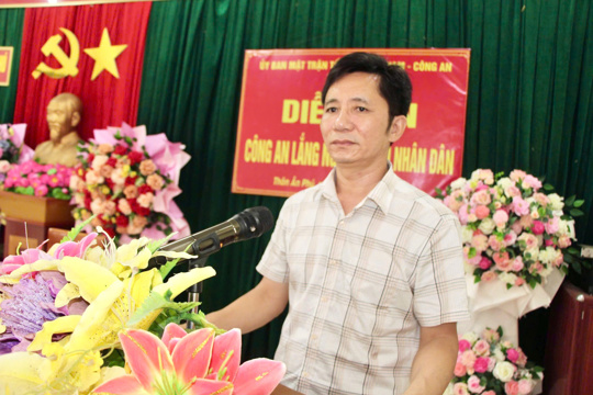 Công an xã Mai Hoa tổ chức diễn đàn “Công an lắng nghe ý kiến nhân dân”. 