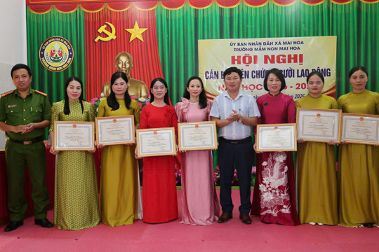 Trường Mầm non Mai Hoa tổ chức Hội nghị viên chức, người lao động năm học 2026-2027
