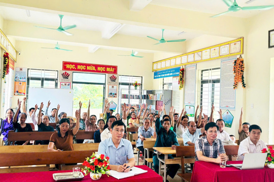Nhân dân xã Mai Hoa đồng thuận cao tại các hội nghị lấy ý kiến về sáp nhập thôn. 