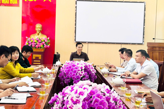 Đoàn kiểm tra công tác phòng, chống thiên tai tỉnh kiểm tra và làm việc tại xã Mai Hoa 