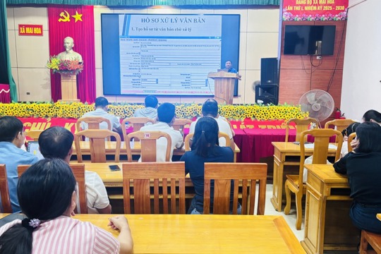 Xã Mai Hoa tổ chức tập huấn sử dụng các phần mềm phục vụ cải cách hành chính 