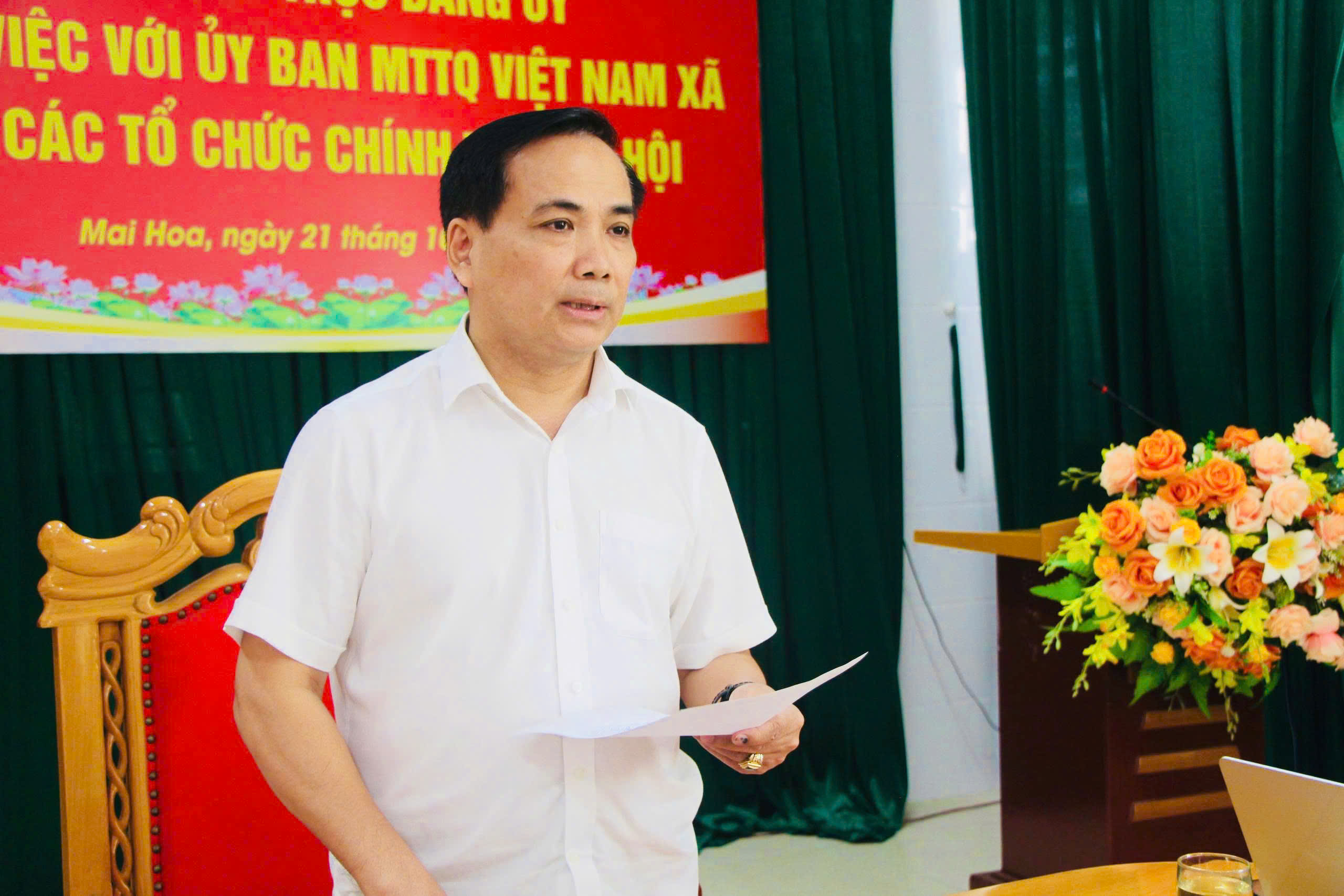 Thường trực Đảng ủy làm việc với Ủy ban MTTQ Việt Nam xã và các tổ chức chính trị - xã hội