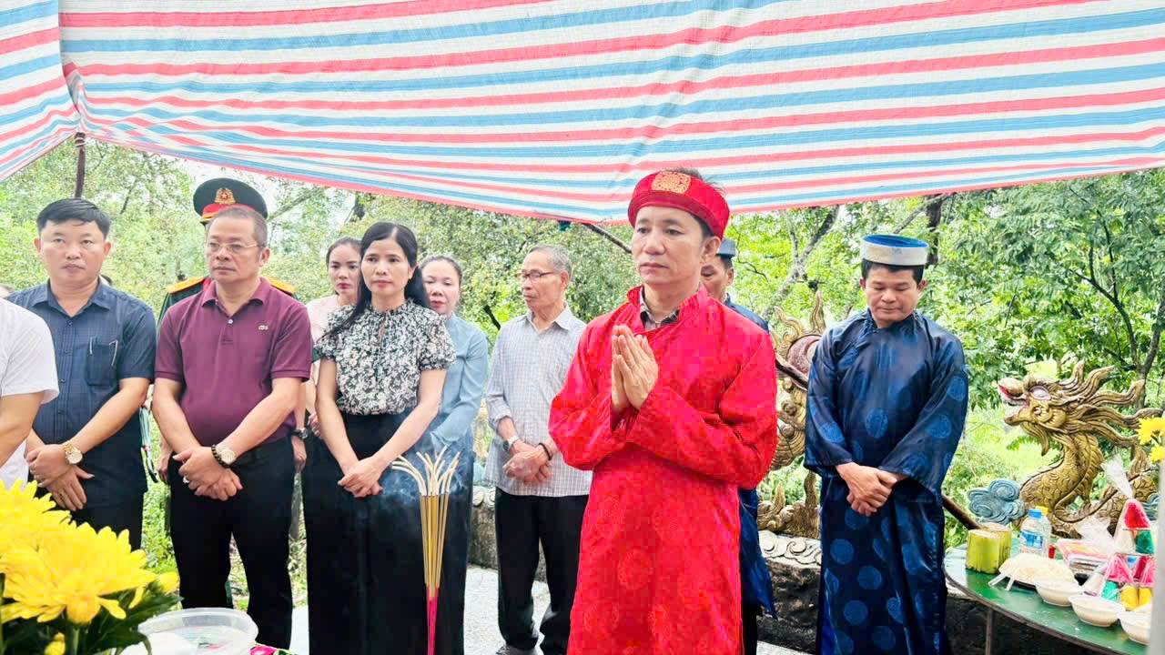 Xã Mai Hoa tổ chức lễ tế tại đền Thạch Bàn di tích lịch sử văn hóa cấp tỉnh
